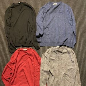 Lot of 4 express mens V-neck sweater size Xl